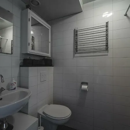 Private Studio In Apartment